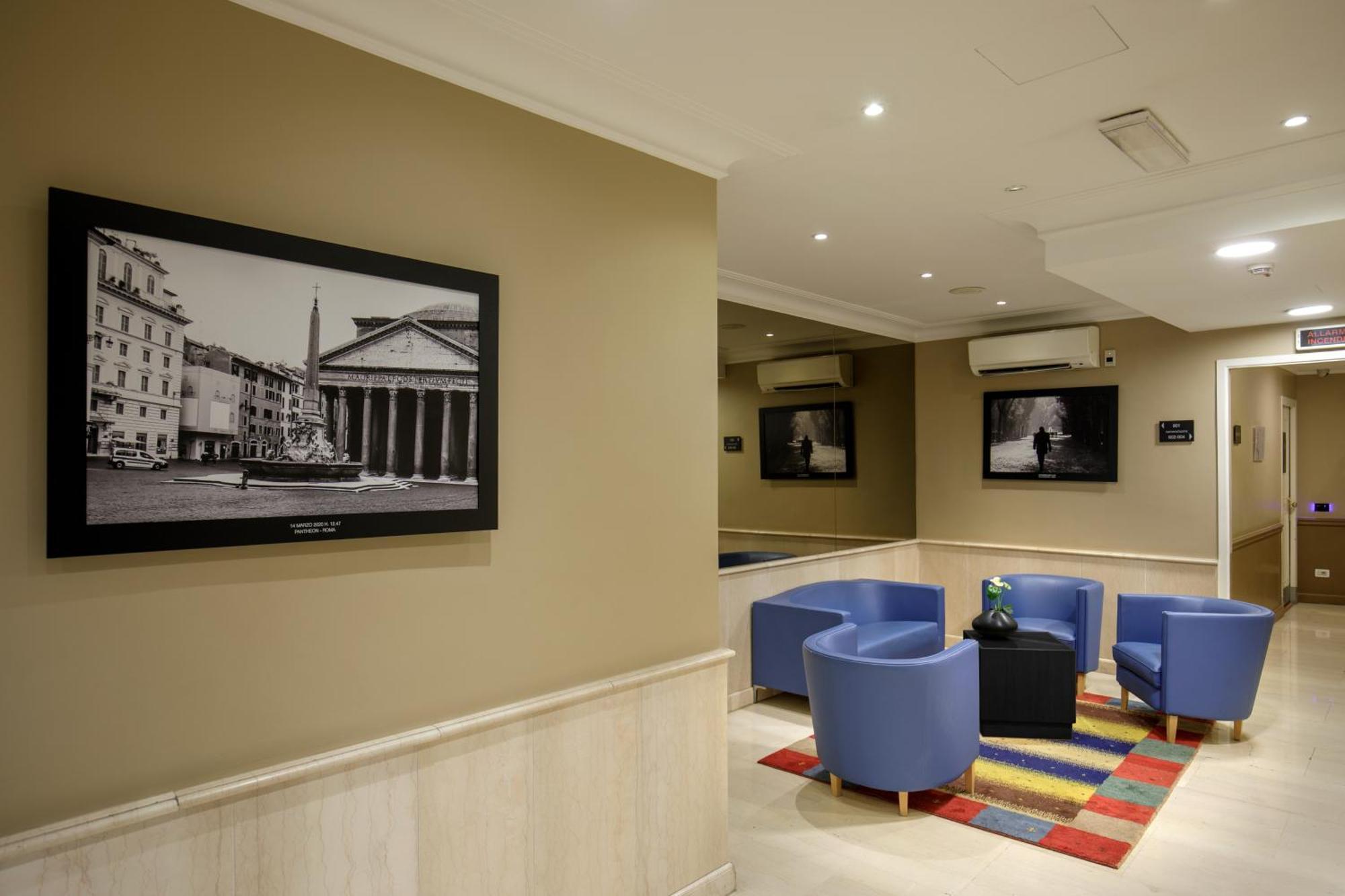 Hotel Western Globus 3*